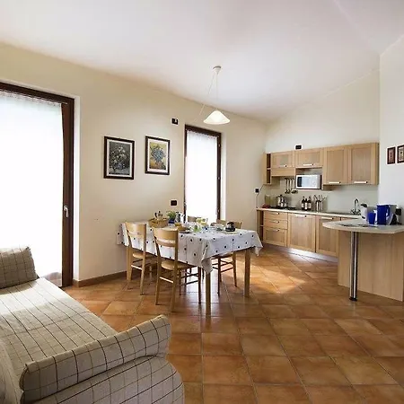 Corte Camaldoli 3* Garda (Verona)